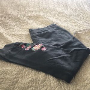 Betsy Johnson Bohemian Sweat Pants six M